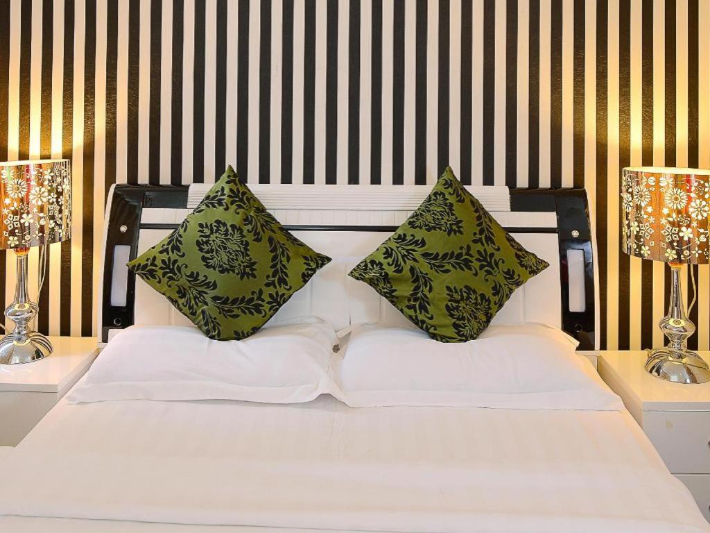 Hotel De Art @ Section 7 Shah Alam Exterior photo
